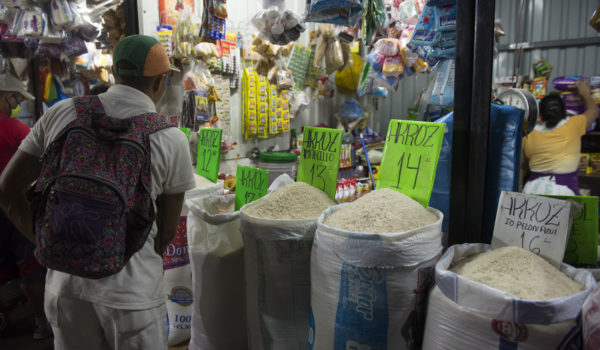Comerciantes creen que alzas en gasolina empiezan a reflejarse en precios de productos básicos