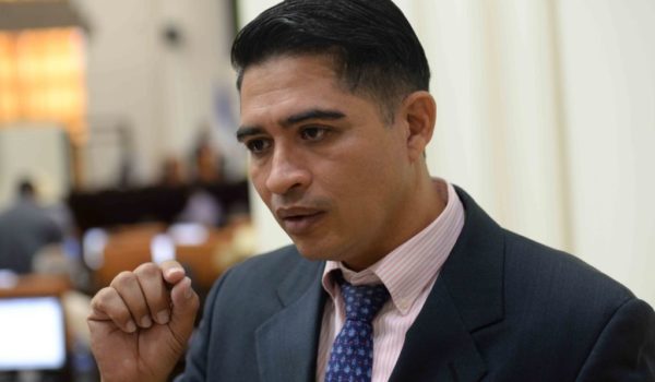 Jimmy Blandón renuncia a su cargo de diputado del PLC, confirma jefa de bancada