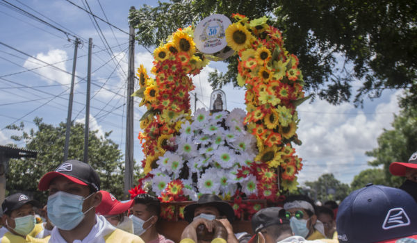 Policía prohíbe procesión del «Mocito», réplica de Santo Domingo de Guzmán, en barrios de Managua