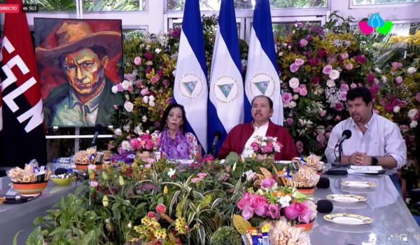 Daniel Ortega y Rosario Murillo electos como fórmula presidencial del FSLN en congreso sandinista