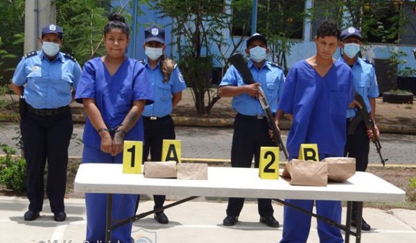 Eveling del Socorro Mejía, conocida como la Negra y Junior Eduardo Novoa, a juicio por el crimen de Miguel Ángel Vega en la comunidad Los Brasiles, jurisdicción de Mateare LA PRENSA/ARCHIVO