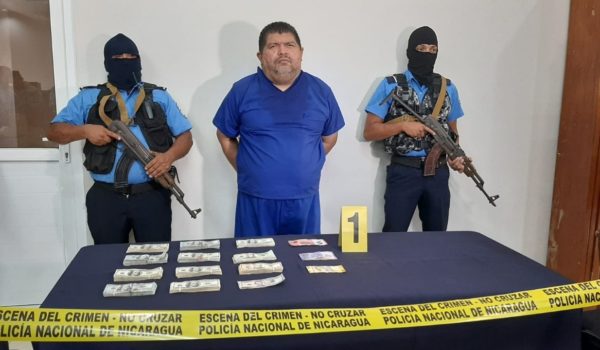 Capturan con más de 94 mil dólares al abogado defensor del cabecilla de la MS-13 de Honduras