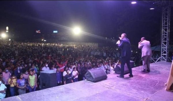 Régimen organiza conciertos y jornadas de oración, mientras cancela organizaciones evangélicas
