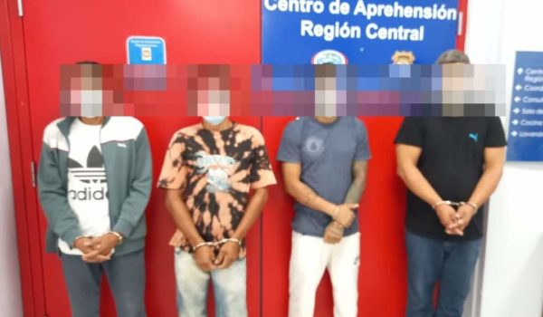 Espinoza Fonseca fue expulsado este sábado 21 de agosto, en horas de la mañana, por la Policía Profesional de Migración tras la cancelación de su estatus migratorio. LA PRENSA/Dirección General de Migración y Extranjería