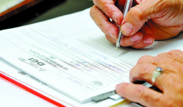 Régimen dice que creciente flujo de remesas impulsa el consumo y este eleva la recaudación de impuestos