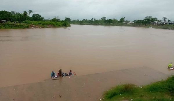 Onda tropical número 24 provoca inundaciones en el Caribe