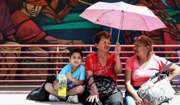 Cuánto se ha reducido la población en Venezuela y cómo impacta en su desarrollo