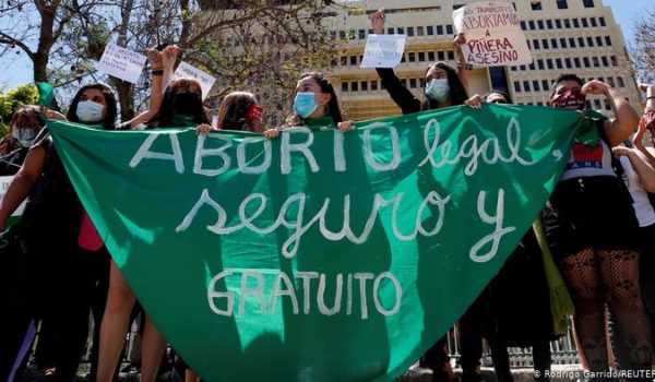 Chile avanza hacia la despenalización del aborto