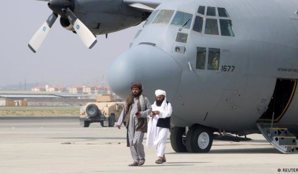 Qatar espera tener “corredores humanitarios” en Afganistán en 48 horas