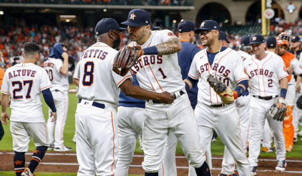 Bravos y Astros ganan sus Divisiones; los Yanquis truenan contra Toronto