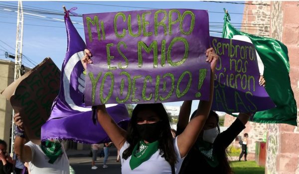 Aborto en México: la Suprema Corte despenaliza la interrupción voluntaria del embarazo en un fallo histórico para el país