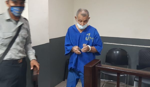 Alejandro Vargas Avilés , de 84 años se declaró culpable de abuso sexual en perjuicio de una niña de 11. LA PRENSA/Archivo