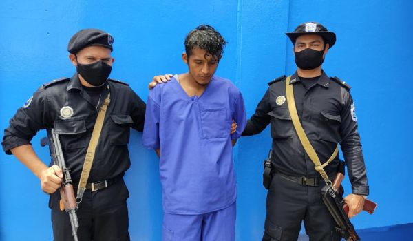Capturan a hombre que supuestamente mató a pedradas a otro