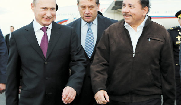 Ortega «ofrece a Nicaragua como peón» en el conflicto entre Rusia y Ucrania. Analistas señalan las consecuencias de esta decisión