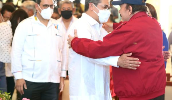 Salvador Nasralla, compañero de fórmula de Xiomara Castro, aseguró que el presidente de Honduras se asilará en Nicaragua