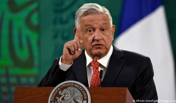 López Obrador promete que renunciará si pierde consulta revocatoria