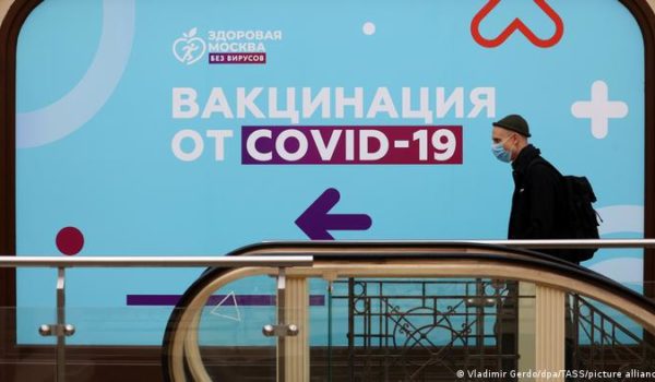 Moscú impone primeras restricciones por covid-19 desde el verano