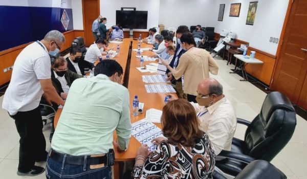 CSE ya inició a trasladar material electoral a los departamentos y regiones autónomas