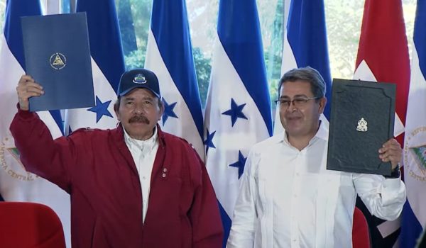 Diputado hondureño asegura que Ortega negoció con Estados Unidos no nacionalizar al expresidente hondureño JOH