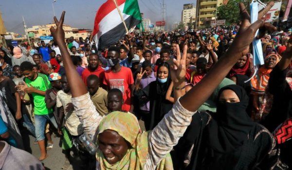 Golpe de Estado en Sudán: 4 claves para entender la toma de poder de los militares y el estado de emergencia en el país africano