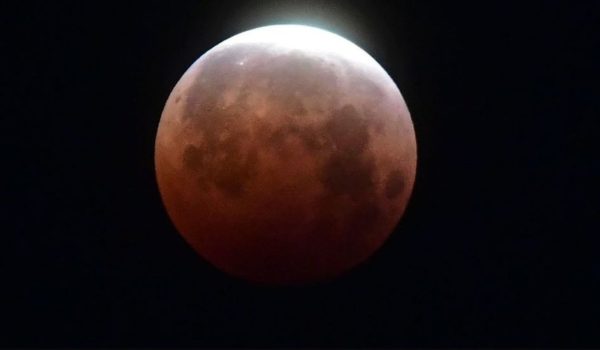 Eclipse parcial de Luna: dónde y cuándo podrá verse el fenómeno más largo en casi 600 años