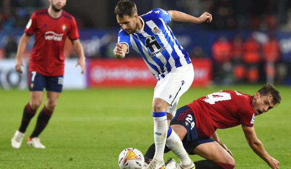 La Real Sociedad recupera la cima de la Liga, mientras el Atlético deja escapar triunfo