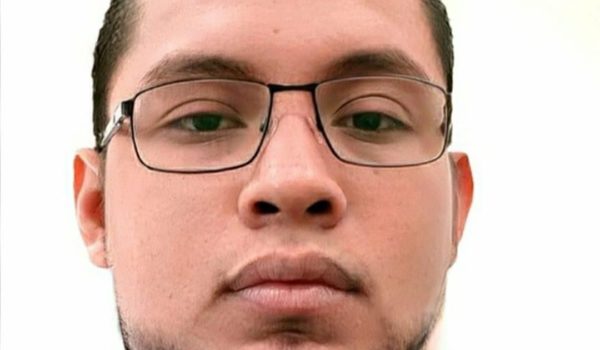Policía allana vivienda y detiene al opositor Edder Muñoz, en Masaya