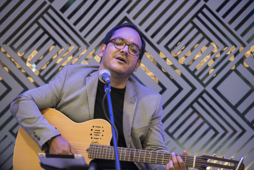 Luis Pastor disco