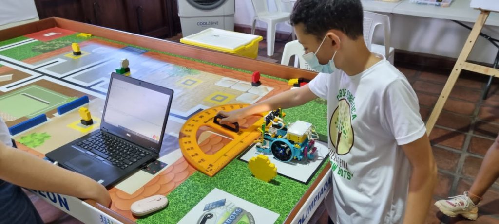 Nicaragua en mundial de robótica