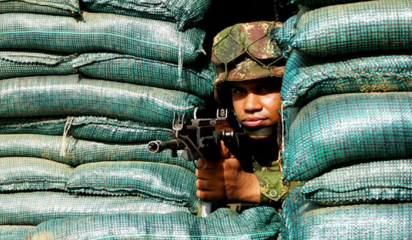 «Se siente uno como en la cárcel»: los pueblos de Colombia donde la policía no se atreve a salir de su estación