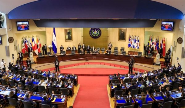 Asamblea Legislativa de El Salvador rechaza resultado electoral de Nicaragua