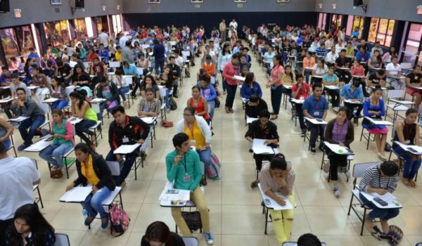 Cinco becas internacionales a las que nicaragüenses pueden aplicar