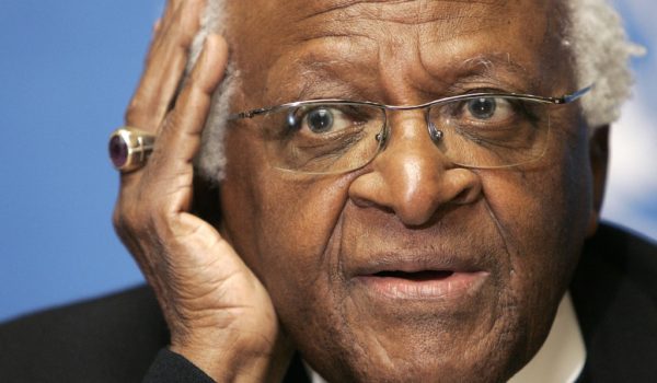 Biden dice estar «desconsolado» por la muerte de Desmond Tutu, símbolo de la lucha contra el apartheid