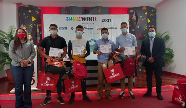 Premian a equipos ganadores de la Olimpiada Nacional de Robótica
