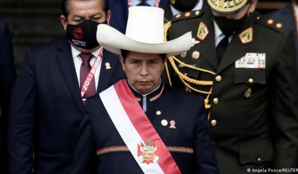 Fiscalía de Perú interviene sede de Gobierno por denuncia de corrupción