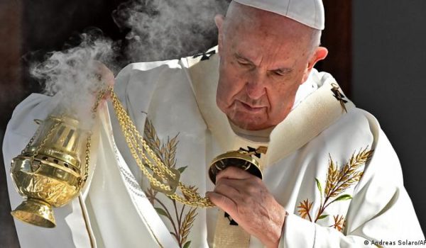 Papa Francisco dice que la crisis migratoria es «la guerra» de hoy