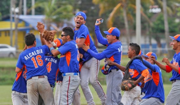 Granada marcha invicta en el campeonato nacional de beisbol juvenil AAA