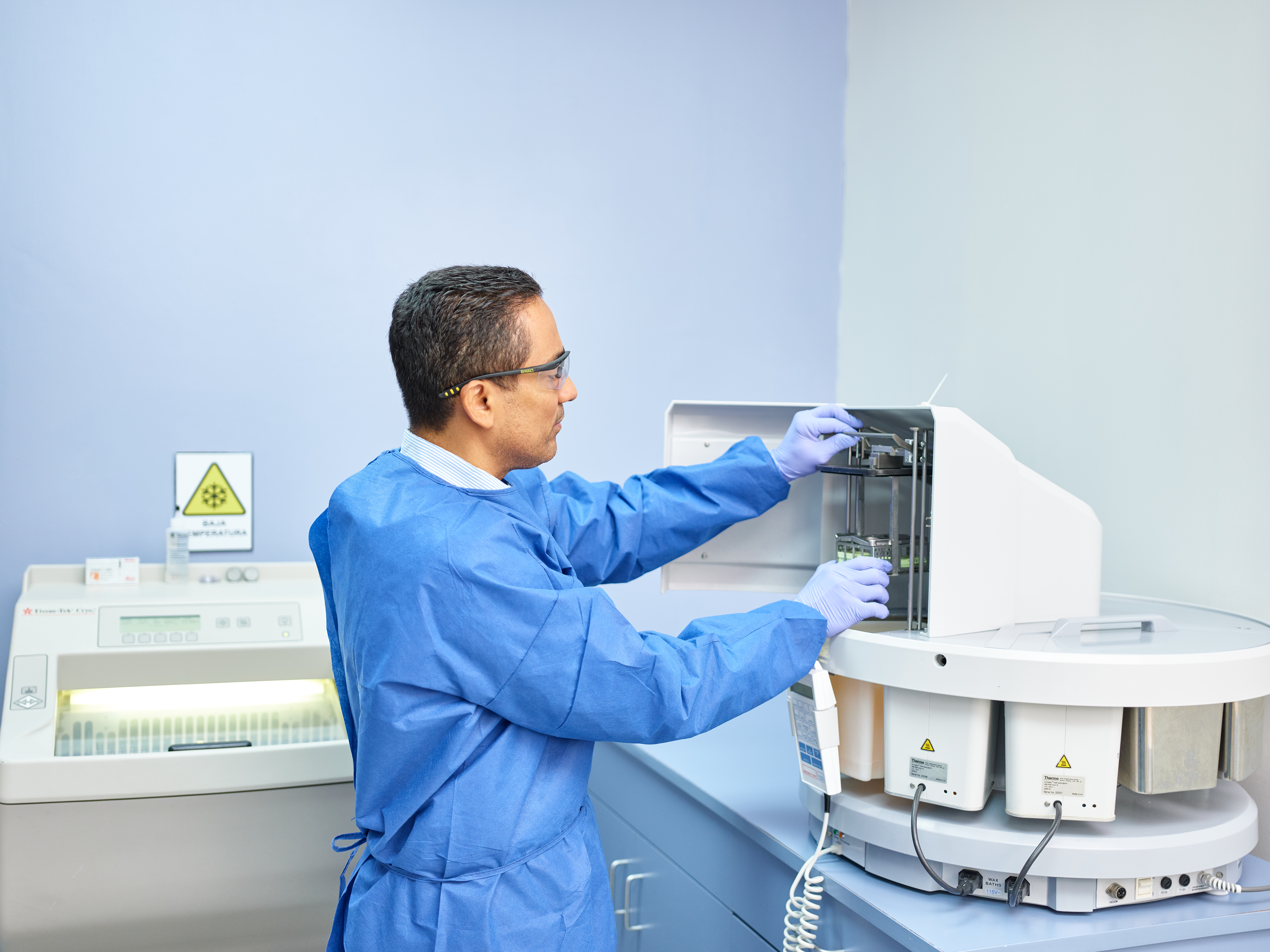 Laboratorio de Patología del HVP, comprometido con la vida del paciente
