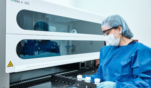 Laboratorio del Hospital Vivian Pellas con los mejores resultados en calidad, tiempo y tecnología