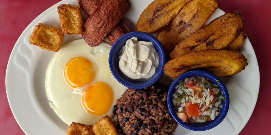 desayunar en Managua