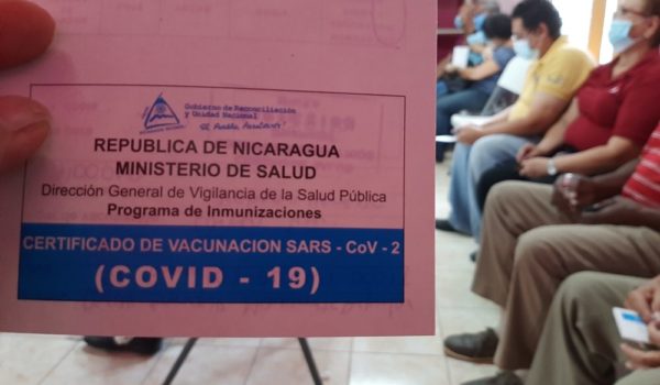 tarjeta de vacunación, covid,
