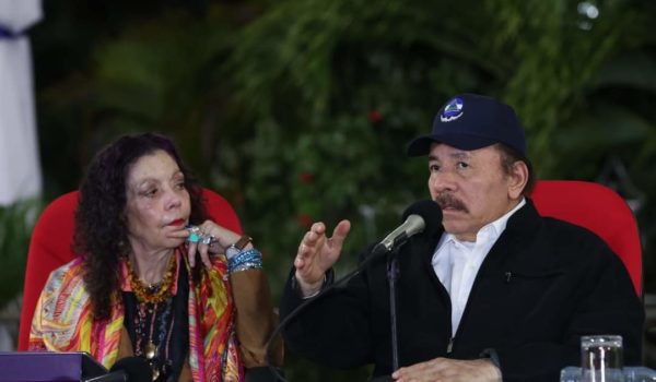 Ortega tilda de traidores y terroristas a empresarios encarcelados y defiende las relaciones con China