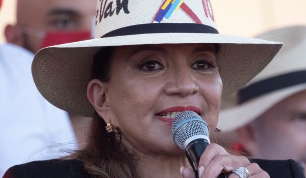 Xiomara Castro: en qué se diferencia la izquierda que regresa al poder en Honduras de la que fue derrocada por un golpe en 2009