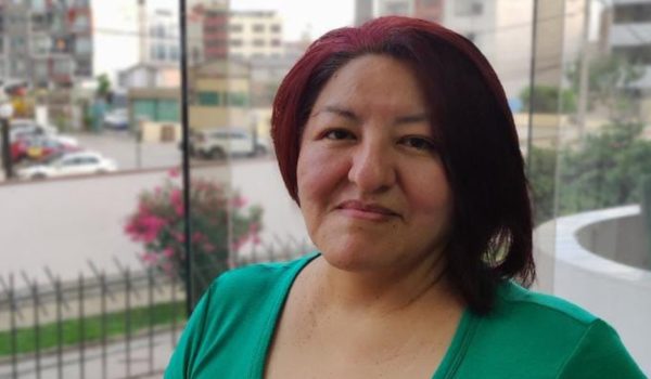 «Fui antivacunas y ahora me arrepiento. La covid casi me quita la vida»: el duro testimonio de Indira Jáuregui, una peruana que sobrevivió al coronavirus