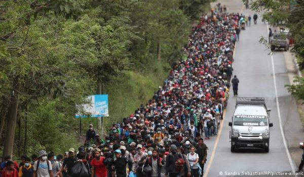 Guatemala se prepara ante posible caravana migrante desde Honduras