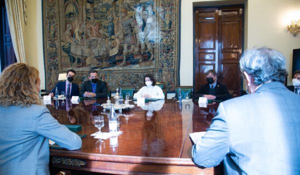 Abogado y esposas de Juan Sebastián Chamorro y Félix Maradiaga realizan cabildeo por liberación de presos políticos