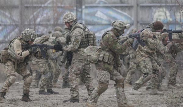 Estados Unidos asegura que Rusia está preparando una operación de sabotaje en Ucrania para justificar una invasión