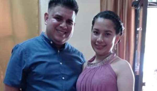 Eduardo Francisco Pilarte Aguilar y su esposa Heydi González. LA PRENSA/Cortesía