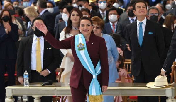 Organizaciones opositoras piden a la presidenta de Honduras respaldar a Nicaragua en los foros internacionales