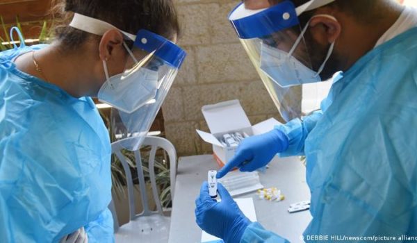 ¿Qué es la «flurona»? Israel identifica primer caso de la rara infección doble de covid y gripe